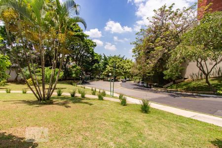 Apartamento à venda com 230m², 4 quartos e 4 vagas Apartamento à venda com 230m², 4 quartos e 4 vagasÁrea Comum