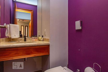 Apartamento à venda com 230m², 4 quartos e 4 vagas Apartamento à venda com 230m², 4 quartos e 4 vagasLavabo