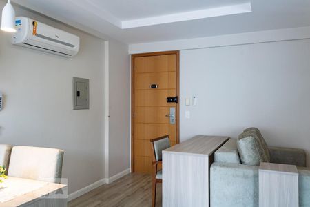 Sala de apartamento para alugar com 1 quarto, 35m² em Campo Grande, Rio de Janeiro