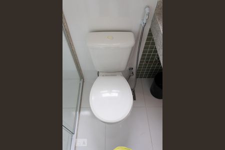 Banheiro de apartamento para alugar com 1 quarto, 35m² em Campo Grande, Rio de Janeiro