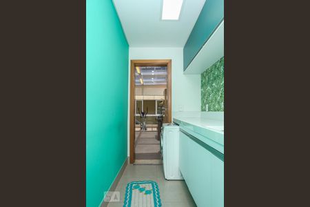 Casa de condomínio à venda com 160m², 4 quartos e 3 vagas Casa de condomínio à venda com 160m², 4 quartos e 3 vagasÁrea de Serviço