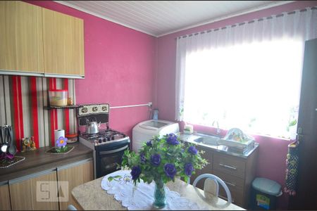 Casa à venda com 495m², 5 quartos e 5 vagasCozinha 1