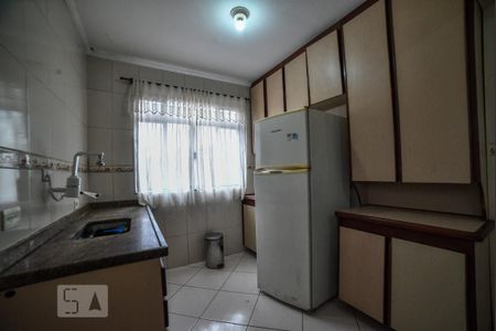 Casa à venda com 250m², 2 quartos e 3 vagas Casa à venda com 250m², 2 quartos e 3 vagasCozinha