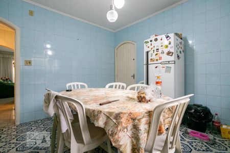 Casa à venda com 276m², 3 quartos e 4 vagas Casa à venda com 276m², 3 quartos e 4 vagasCozinha