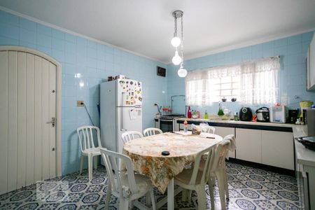 Casa à venda com 276m², 3 quartos e 4 vagas Casa à venda com 276m², 3 quartos e 4 vagasCozinha