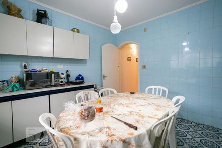 Casa à venda com 276m², 3 quartos e 4 vagas Casa à venda com 276m², 3 quartos e 4 vagasCozinha