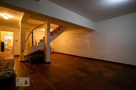 Casa à venda com 276m², 3 quartos e 4 vagas Casa à venda com 276m², 3 quartos e 4 vagasGaragem