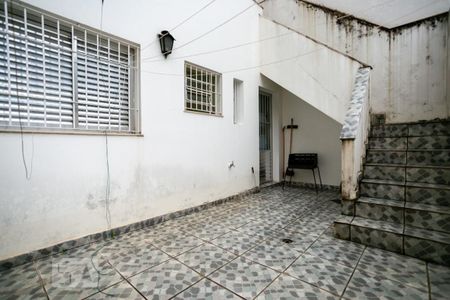 Casa à venda com 276m², 3 quartos e 4 vagas Casa à venda com 276m², 3 quartos e 4 vagasQuintal