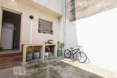 Casa à venda com 95m², 2 quartos e 1 vaga Casa à venda com 95m², 2 quartos e 1 vagaQuintal