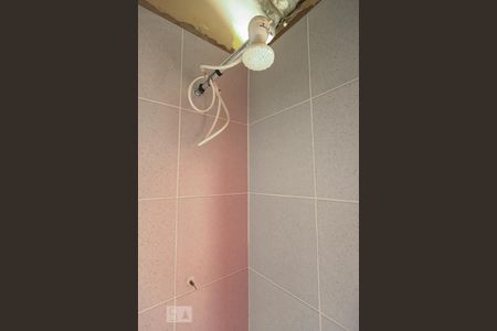 Casa à venda com 95m², 2 quartos e 1 vaga Casa à venda com 95m², 2 quartos e 1 vagaBanheiro Quintal