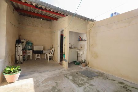 Casa à venda com 95m², 2 quartos e 1 vaga Casa à venda com 95m², 2 quartos e 1 vagaQuintal
