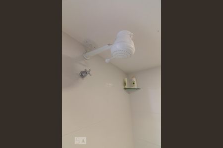 Casa à venda com 350m², 5 quartos e 5 vagas Casa à venda com 350m², 5 quartos e 5 vagasBanheiro 4