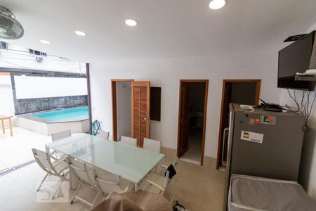 Casa à venda com 350m², 5 quartos e 5 vagas Casa à venda com 350m², 5 quartos e 5 vagasVista do Quarto 1