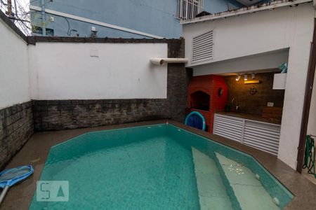 Casa à venda com 350m², 5 quartos e 5 vagas Casa à venda com 350m², 5 quartos e 5 vagasPiscina