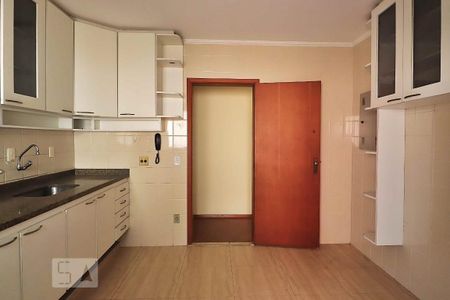 Apartamento para alugar com 89m², 2 quartos e 1 vagaCozinha