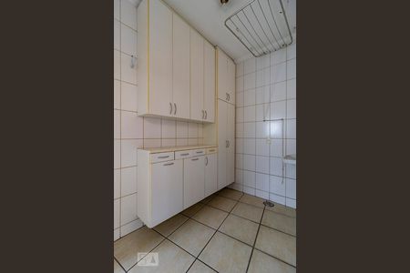 Casa à venda com 285m², 3 quartos e 5 vagasÁrea de Serviço