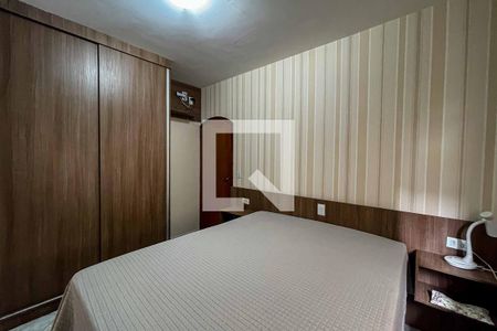 Casa à venda com 290m², 3 quartos e 4 vagas Casa à venda com 290m², 3 quartos e 4 vagasQuarto 3