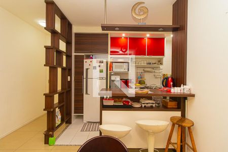 Apartamento para alugar com 76m², 2 quartos e 1 vaga Apartamento para alugar com 76m², 2 quartos e 1 vagaCozinha