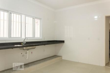 Casa à venda com 144m², 3 quartos e 4 vagas Casa à venda com 144m², 3 quartos e 4 vagasCozinha