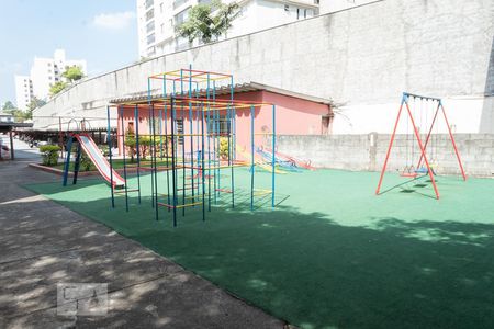 Apartamento para alugar com 55m², 2 quartos e sem vagaPlayground