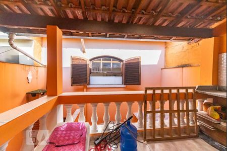 Casa à venda com 125m², 3 quartos e 2 vagas Casa à venda com 125m², 3 quartos e 2 vagasVaranda