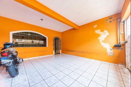 Casa à venda com 125m², 3 quartos e 2 vagas Casa à venda com 125m², 3 quartos e 2 vagasGaragem