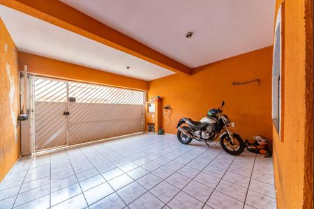 Casa à venda com 125m², 3 quartos e 2 vagas Casa à venda com 125m², 3 quartos e 2 vagasGaragem