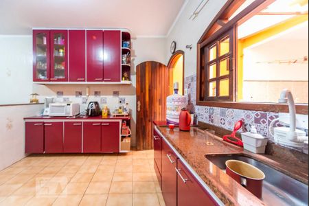 Casa à venda com 125m², 3 quartos e 2 vagas Casa à venda com 125m², 3 quartos e 2 vagasCozinha