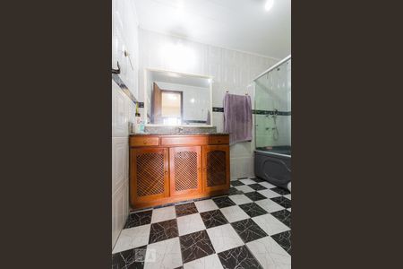 Casa à venda com 510m², 10 quartos e 6 vagas Casa à venda com 510m², 10 quartos e 6 vagasBanheiro da Suíte