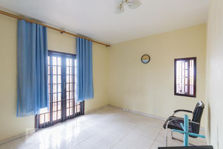 Casa à venda com 510m², 10 quartos e 6 vagas Casa à venda com 510m², 10 quartos e 6 vagasQuarto