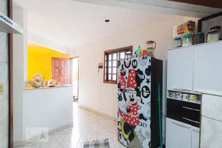 Casa à venda com 510m², 10 quartos e 6 vagas Casa à venda com 510m², 10 quartos e 6 vagasCozinha e Área de Serviço