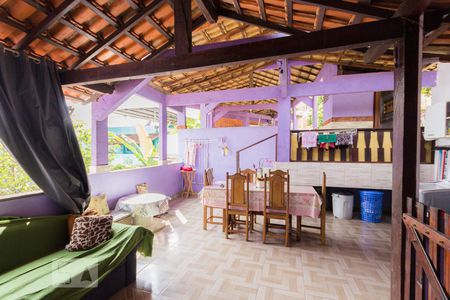 Casa à venda com 510m², 10 quartos e 6 vagas Casa à venda com 510m², 10 quartos e 6 vagasVaranda