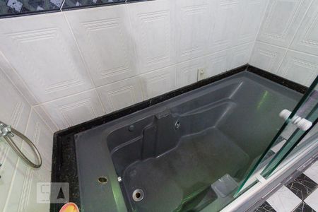 Casa à venda com 510m², 10 quartos e 6 vagas Casa à venda com 510m², 10 quartos e 6 vagasBanheiro da Suíte