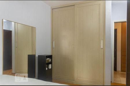 Casa à venda com 247m², 3 quartos e 4 vagas Casa à venda com 247m², 3 quartos e 4 vagasSuíte 3