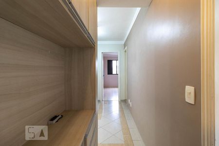 Apartamento à venda com 86m², 2 quartos e 2 vagasCorredor
