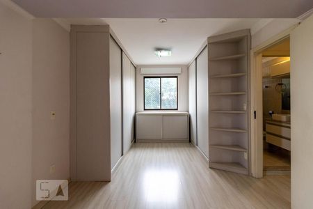 Apartamento à venda com 86m², 2 quartos e 2 vagasQuarto 2