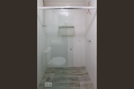 Apartamento à venda com 77m², 3 quartos e 1 vaga Apartamento à venda com 77m², 3 quartos e 1 vagaBanheiro