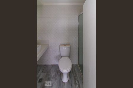 Apartamento à venda com 77m², 3 quartos e 1 vaga Apartamento à venda com 77m², 3 quartos e 1 vagaBanheiro