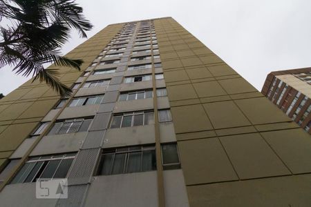 Apartamento à venda com 77m², 3 quartos e 1 vaga Apartamento à venda com 77m², 3 quartos e 1 vagaFachada