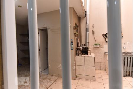 Casa à venda com 220m², 5 quartos e 3 vagas Casa à venda com 220m², 5 quartos e 3 vagasQuarto 1 - Escritório - Vista