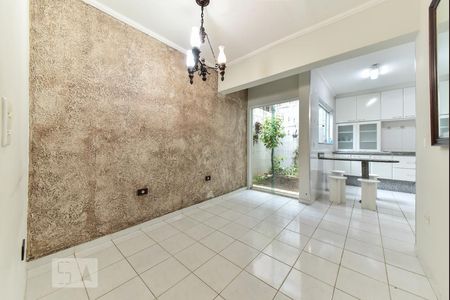 Casa à venda com 220m², 5 quartos e 3 vagas Casa à venda com 220m², 5 quartos e 3 vagasSala de Jantar