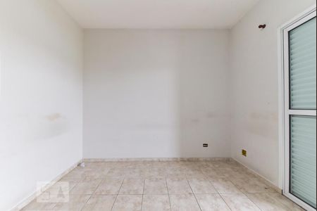 Casa à venda com 220m², 5 quartos e 3 vagas Casa à venda com 220m², 5 quartos e 3 vagasQuarto 2