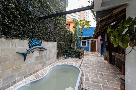 Casa à venda com 280m², 5 quartos e 2 vagas Casa à venda com 280m², 5 quartos e 2 vagasÁrea Externa
