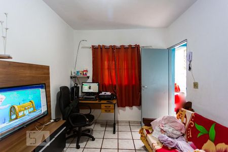 Casa à venda com 150m², 3 quartos e 4 vagas Casa à venda com 150m², 3 quartos e 4 vagasSala 2