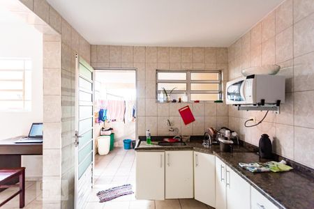 Casa à venda com 150m², 3 quartos e 4 vagas Casa à venda com 150m², 3 quartos e 4 vagasCozinha