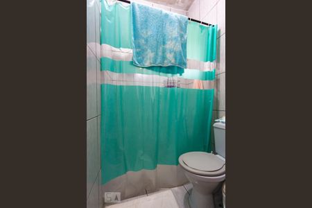 Casa à venda com 150m², 3 quartos e 4 vagas Casa à venda com 150m², 3 quartos e 4 vagasBanheiro 2