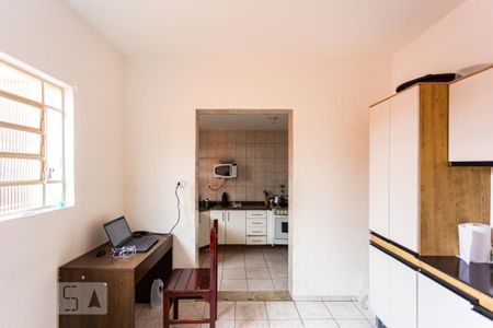 Casa à venda com 150m², 3 quartos e 4 vagas Casa à venda com 150m², 3 quartos e 4 vagasCozinha