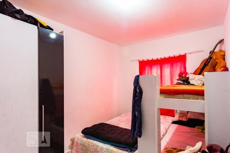 Casa à venda com 150m², 3 quartos e 4 vagas Casa à venda com 150m², 3 quartos e 4 vagasQuarto 4