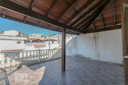 Casa para alugar com 600m², 15 quartos e 4 vagas Casa para alugar com 600m², 15 quartos e 4 vagasQuarto 6 - Suíte - Sacada