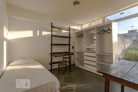 Casa para alugar com 600m², 15 quartos e 4 vagas Casa para alugar com 600m², 15 quartos e 4 vagasQuarto 15